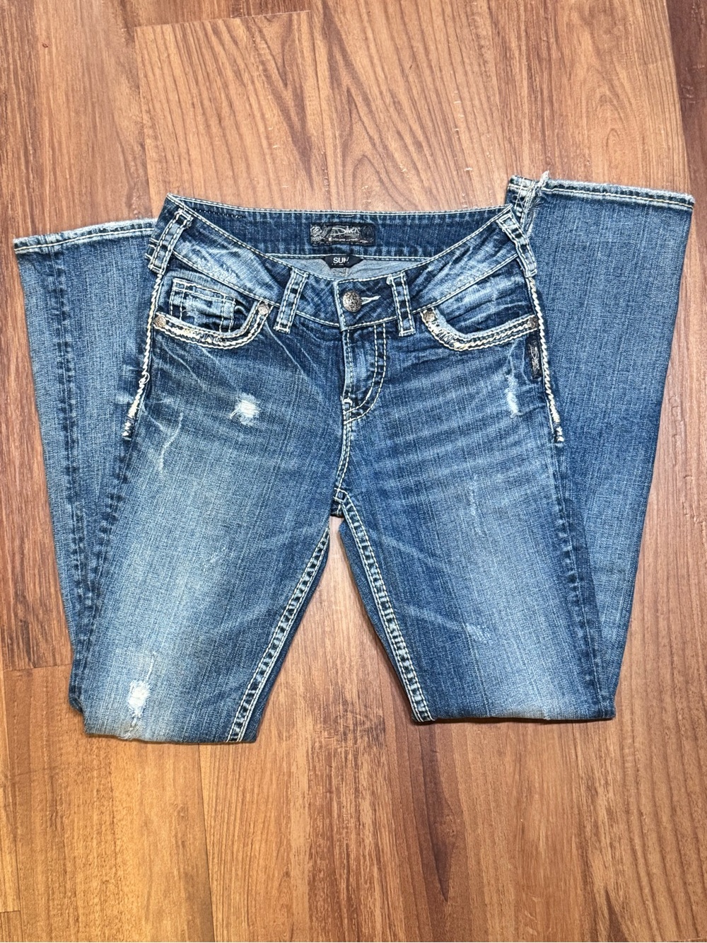 Silver Jeans BabyBoot Cut Blue Distressed Jeans with Embellished Pockets W26/L31 - Picture 7 of 12